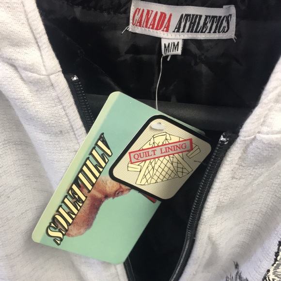 NWT Canada Athletics White Wolf Quilt Lined Jacket Size M - Picture 6 of 6